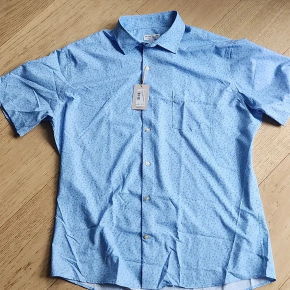 Peter Millar Feeling Koi Performance Shirt in Cottage Blue - Picture 5 of 11